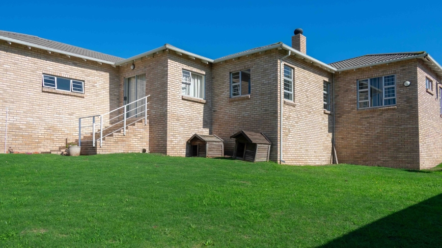 3 Bedroom Property for Sale in Lovemore Park Eastern Cape